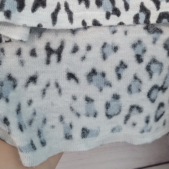 NWOT H&M long sleeve knit size M - Picture 4 of 9